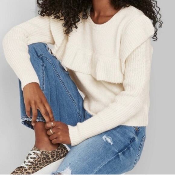 Wild Fable Ivory Ruffle Front Pullover Knit Sweater Size M - Picture 8 of 9